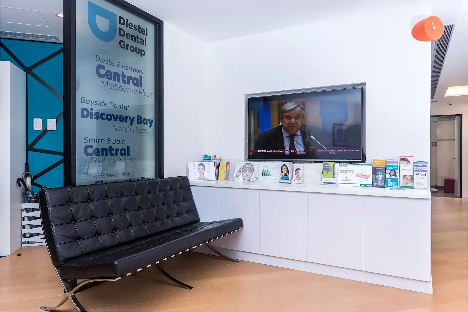 Reception at Smith & Jain Dentists, Century Square, Central
